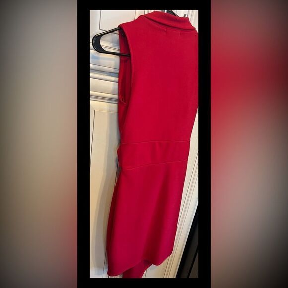 BOOHOO BELTED RED MINI  DRESS SZ 4 - Picture 2 of 9